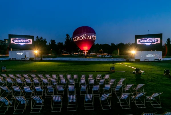 Amazon Aeronauts balloon and seating