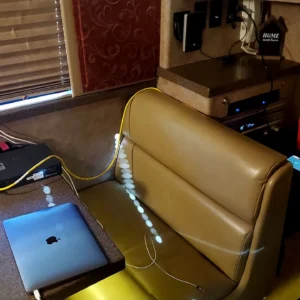 5GRV RV sofa
