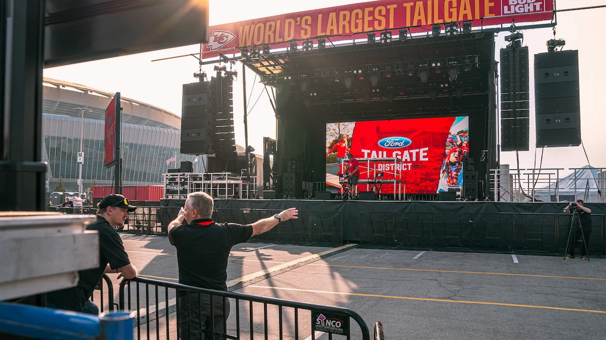 KC tailgate venue before show