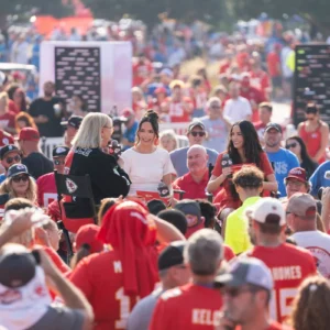 KC tailgate hosts in crowd