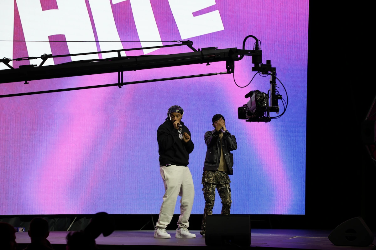 Taco Bell Live performer