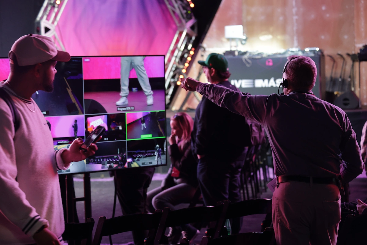 taco bell live todd directing