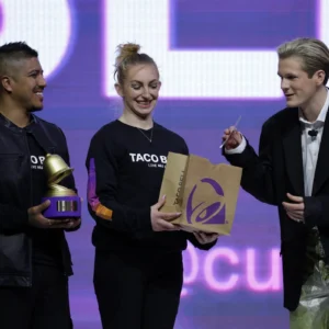 Taco Bell live award