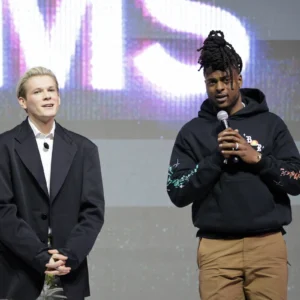 Taco Bell live presenters