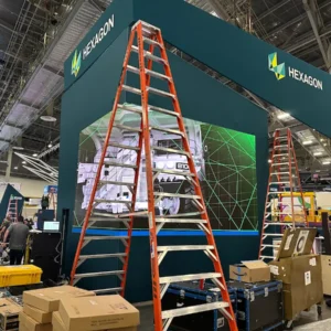 Hexagon Mining MINExpo vertical display construction