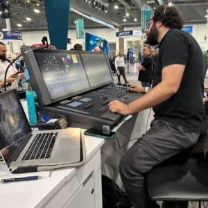 Hexagon Mining MINExpo control operator