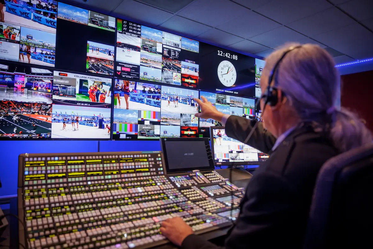 Control board operator