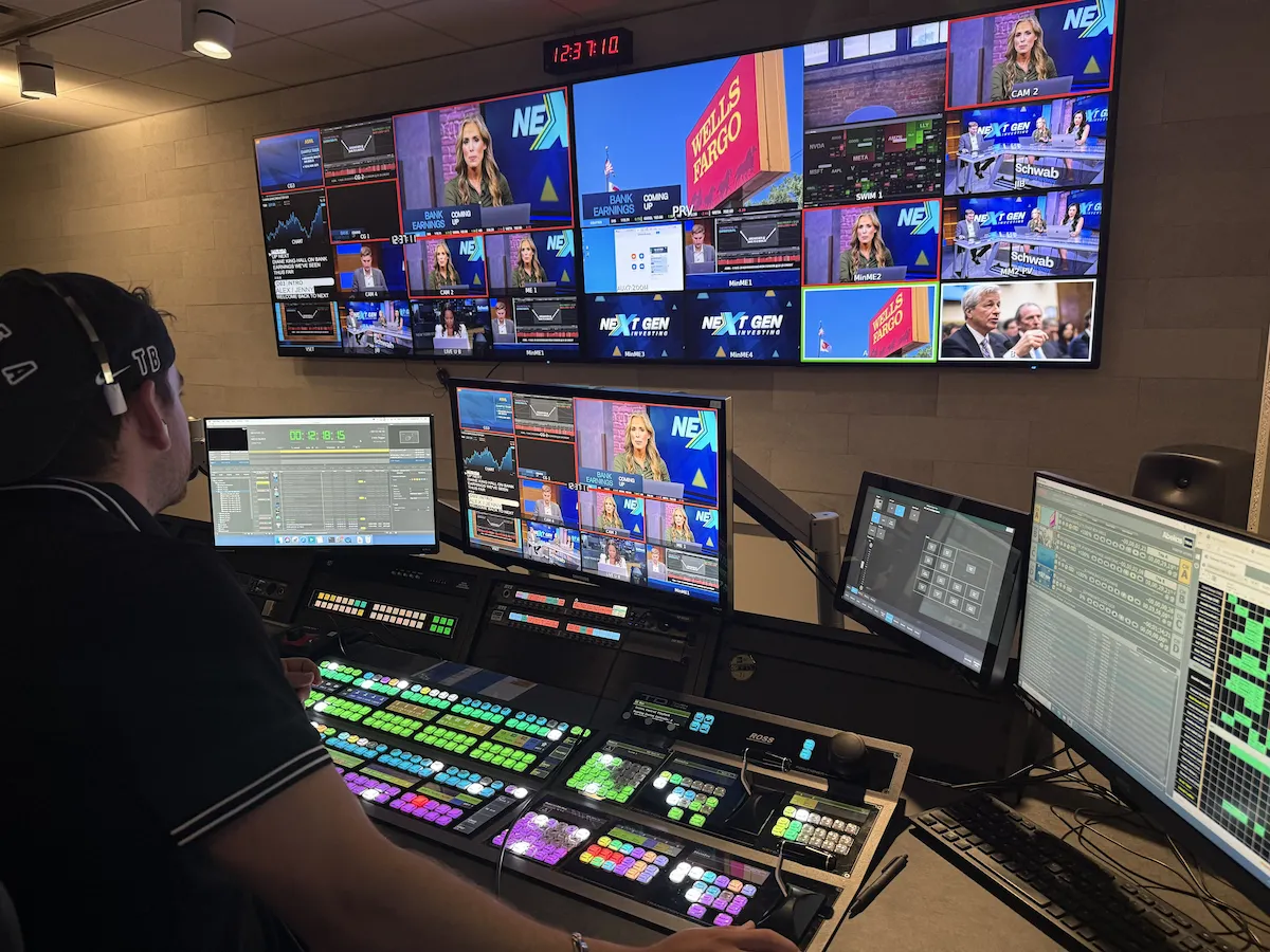schwab network control room