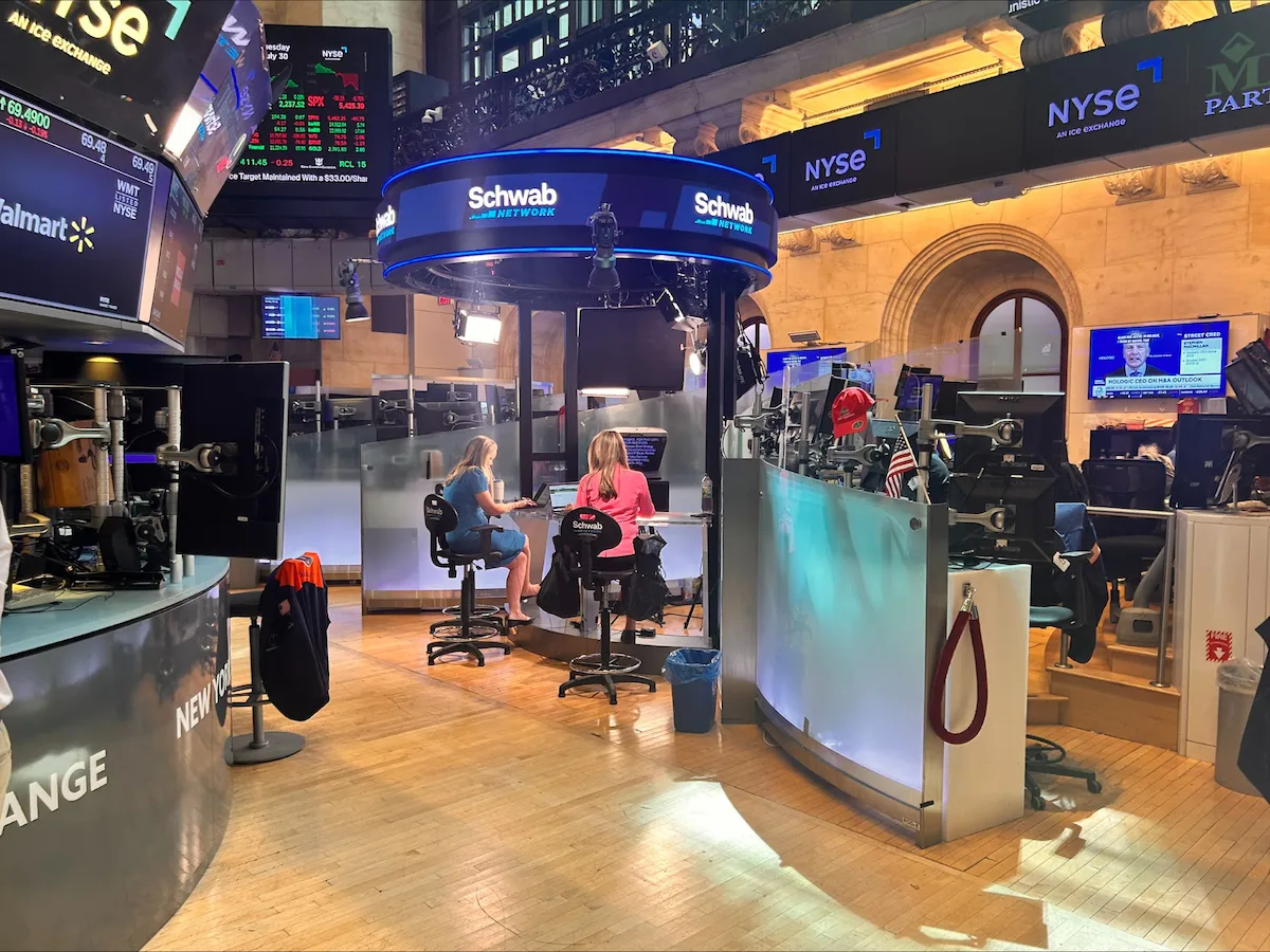 schwab network nyse booth
